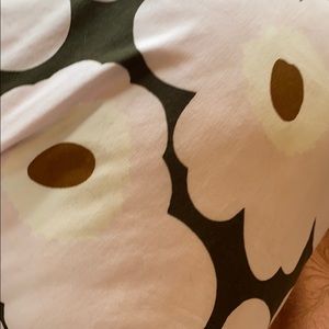 Meet your Posher, Mika